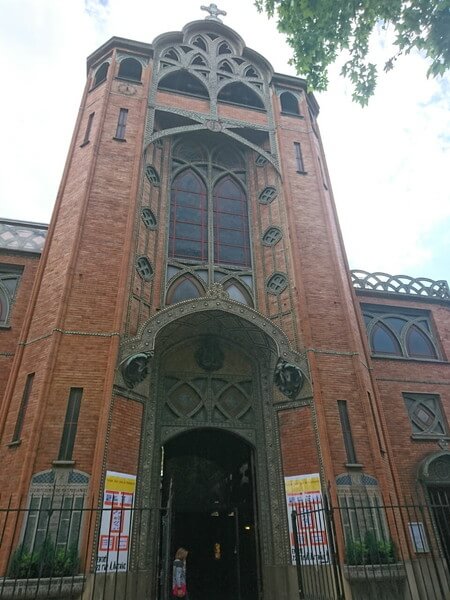 サン・ジャン・ド・モンマルトル教会